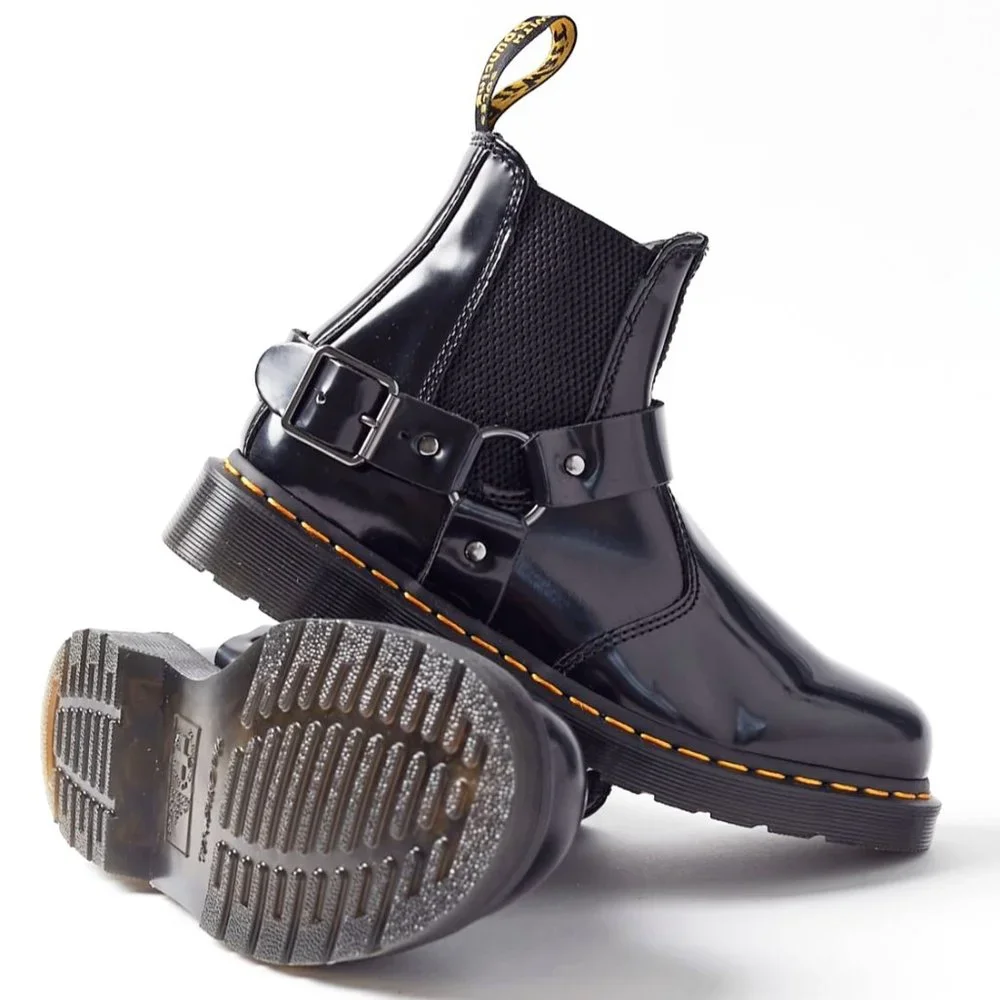 Dr. Martens Wincox Polished Smooth Leather Harness Buckle Black Chelsea Boots - Picture 9 of 16
